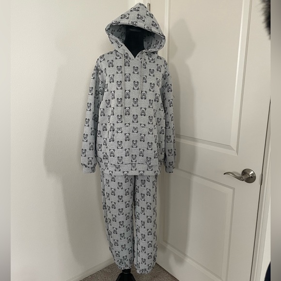 Grey bear embossed jogger set. Never used - Picture 1 of 9
